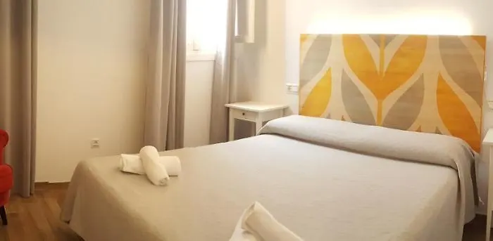 Ermita Plaza Apartment